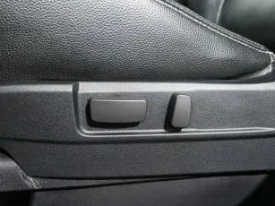 Mitsubishi  12