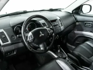 Mitsubishi  6