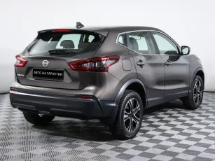 Nissan  3