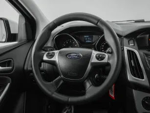 Ford  10