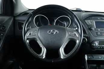 Hyundai  13