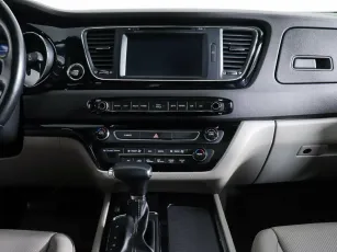 Kia  14