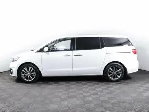 Kia  3