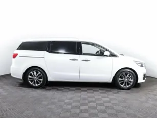 Kia  4