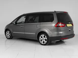 Ford  4