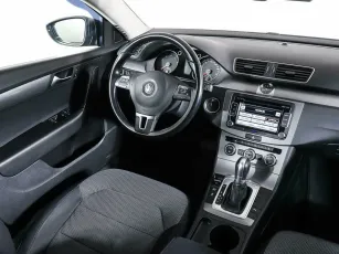 Volkswagen  10