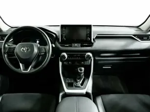 Toyota  10