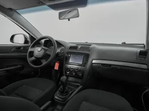 Skoda  8