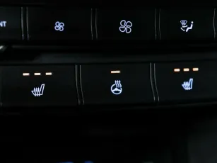 Hyundai  12