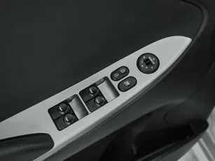 Hyundai  10