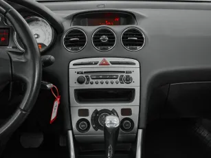 Peugeot  12