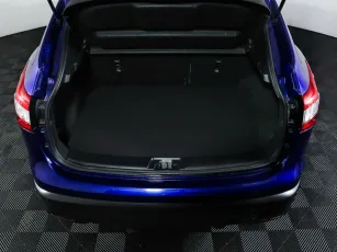 Nissan  17
