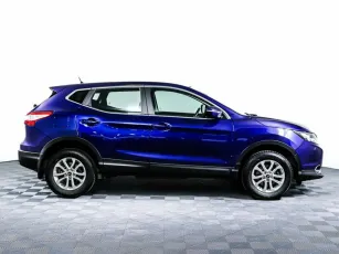 Nissan  4