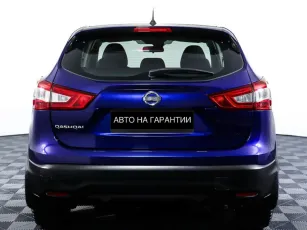 Nissan  6