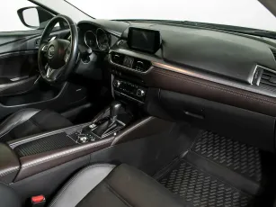 Mazda  10