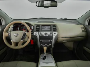 Nissan  8