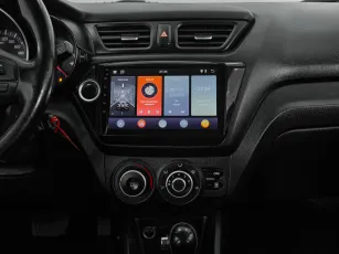 Kia  11