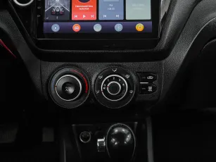Kia  12