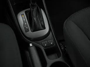 Kia  15