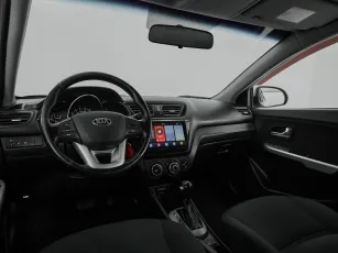 Kia  7