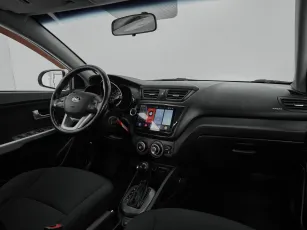 Kia  9