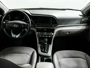 Hyundai  10