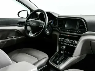 Hyundai  8