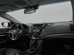 Hyundai  10
