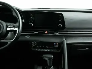 Hyundai  10