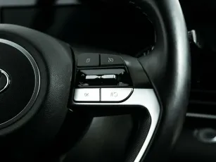 Hyundai  9