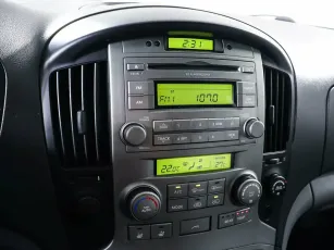 Hyundai  13
