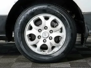 Hyundai  8