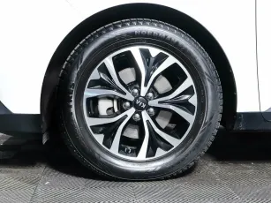 Kia  10