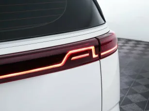Kia  8