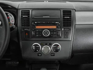 Nissan  14
