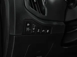 Kia  15