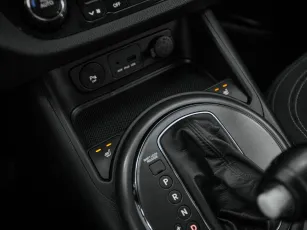 Kia  18