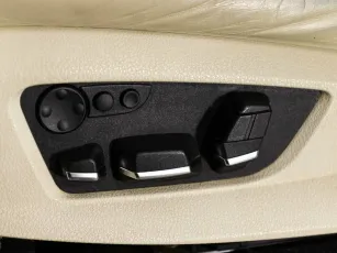 Mitsubishi  11