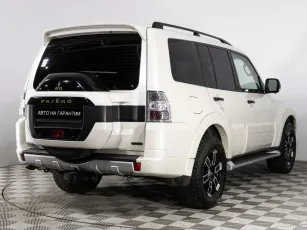Mitsubishi  3