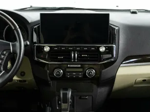Mitsubishi  8