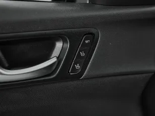 Kia  14