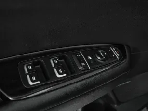 Kia  15