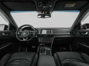 Kia  8