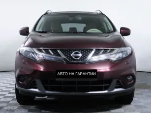 Nissan  2