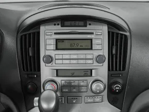 Hyundai  11