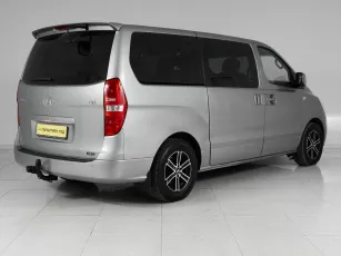 Hyundai  6