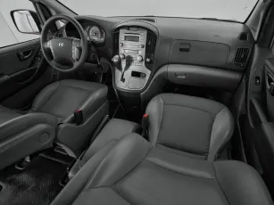 Hyundai  9