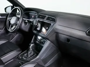 Volkswagen  8