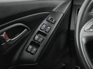 Hyundai  10