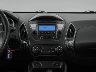 Hyundai  11